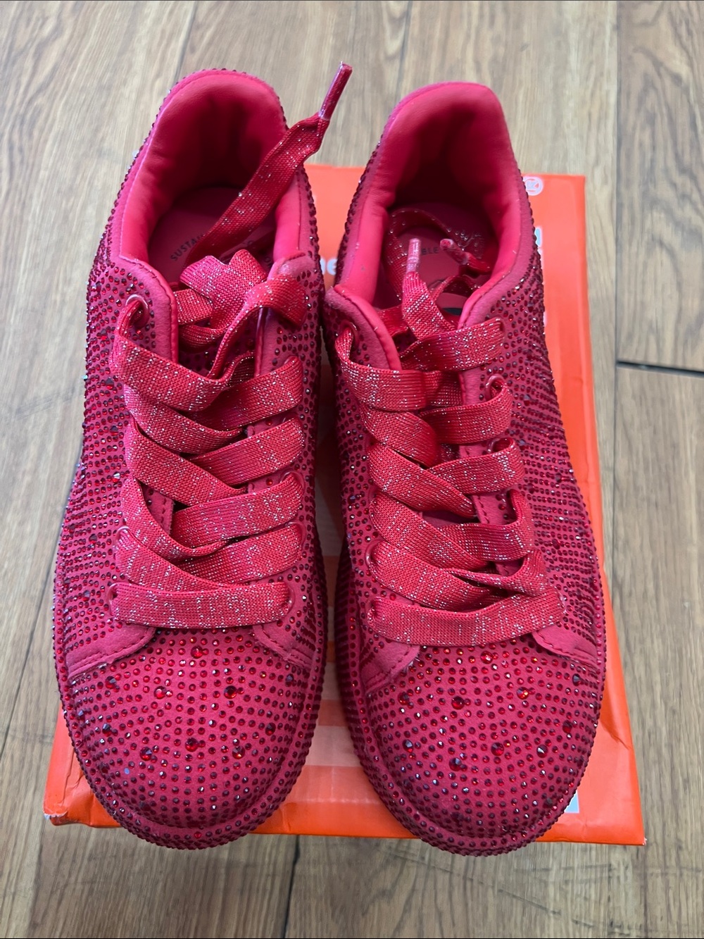 Lucky step Red Women's Rhinestone Fashion Sneakers - Brand Unspecified